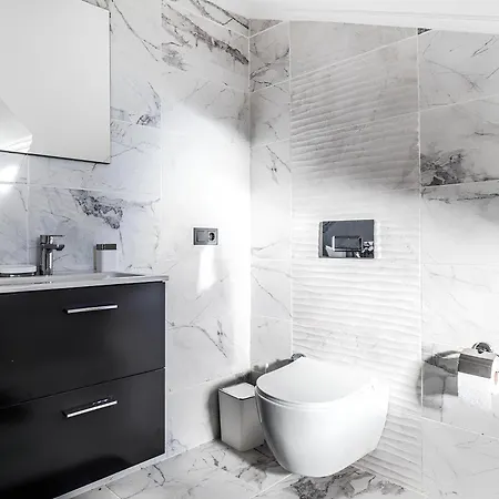 Tranquil Peaceful Tunc 페티예